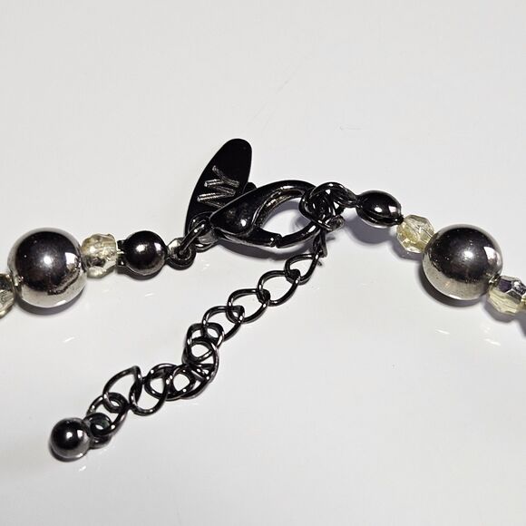 New York Silver Tone Beaded Necklace Teardrop Shaped Pendant 17-19" - Picture 7 of 14